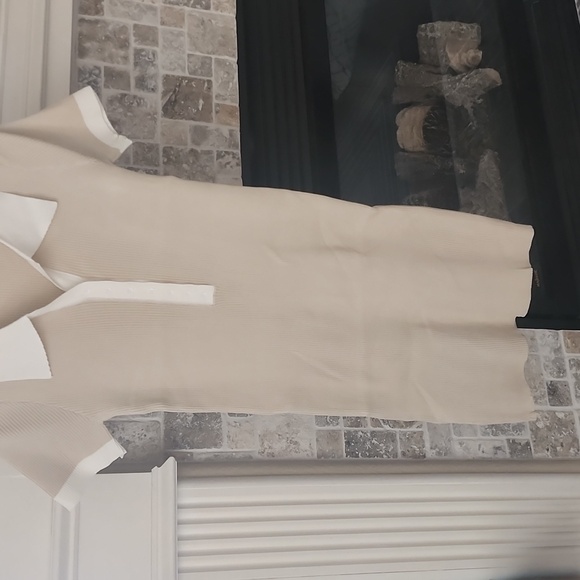 Knit button down polo dress - Picture 5 of 12